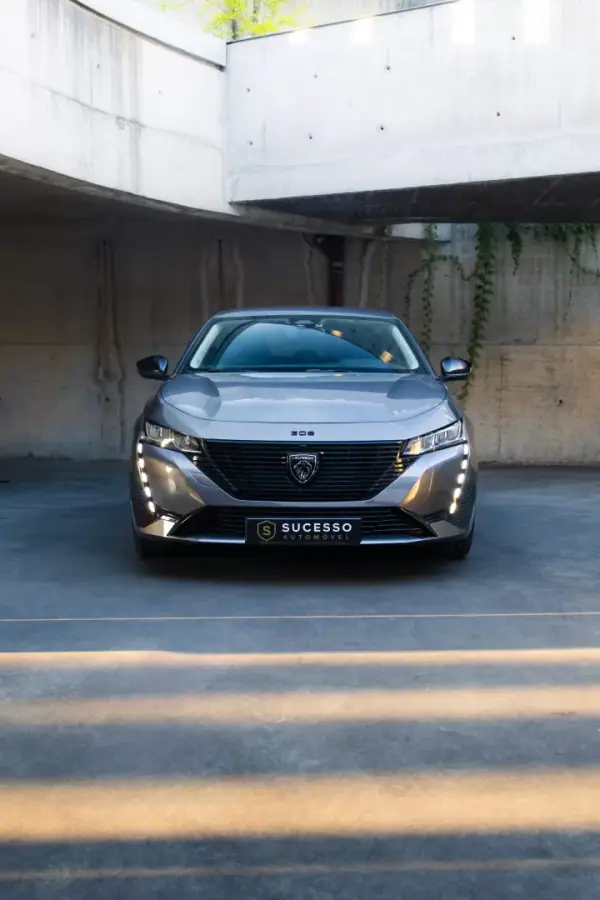 Peugeot 308 1.5 BlueHDi Style 2021 Diesel — 120 345 km · Braga Peugeot 308 1.5 BlueHDi Style 2021 Diesel