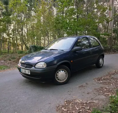 Opel Corsa 1997 - 1500 EUR, 263600 km - AUTO.MOTO.pt - 263600km - foto 2 de 18
