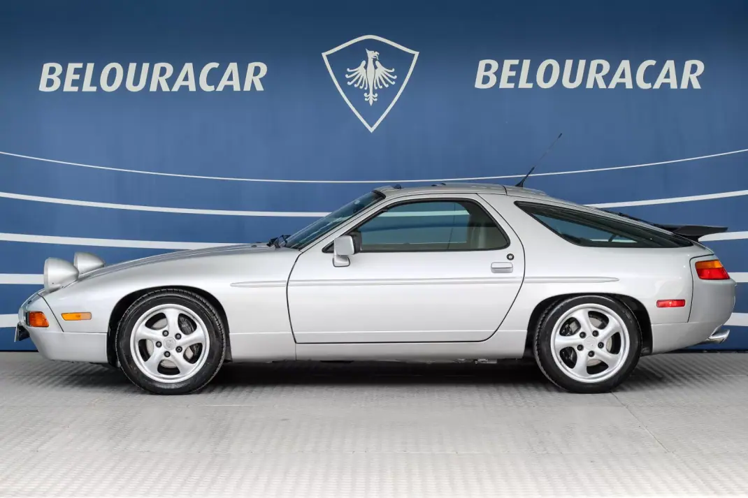Porsche 928 1988 - 52500 EUR, 62911 km - AUTO.MOTO.pt - 62911km - foto 3 de 16
