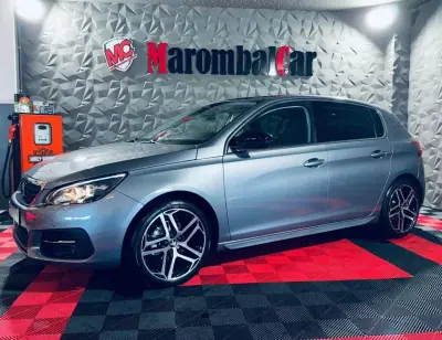 Peugeot 308 2018 - 11990 EUR, 102610 km - AUTO.MOTO.pt - 102610km - foto 12 de 32