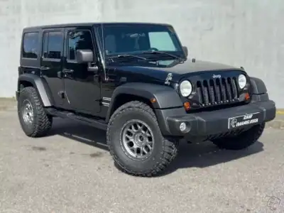 Jeep Wrangler Unlimited 2012 - 42950 EUR, 115537 km - AUTO.MOTO.pt - 115537km - foto 2 de 13