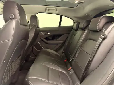 Jaguar I-Pace 2018 - 21250 EUR, 151000 km - AUTO.MOTO.pt - 151000km - foto 8 de 20