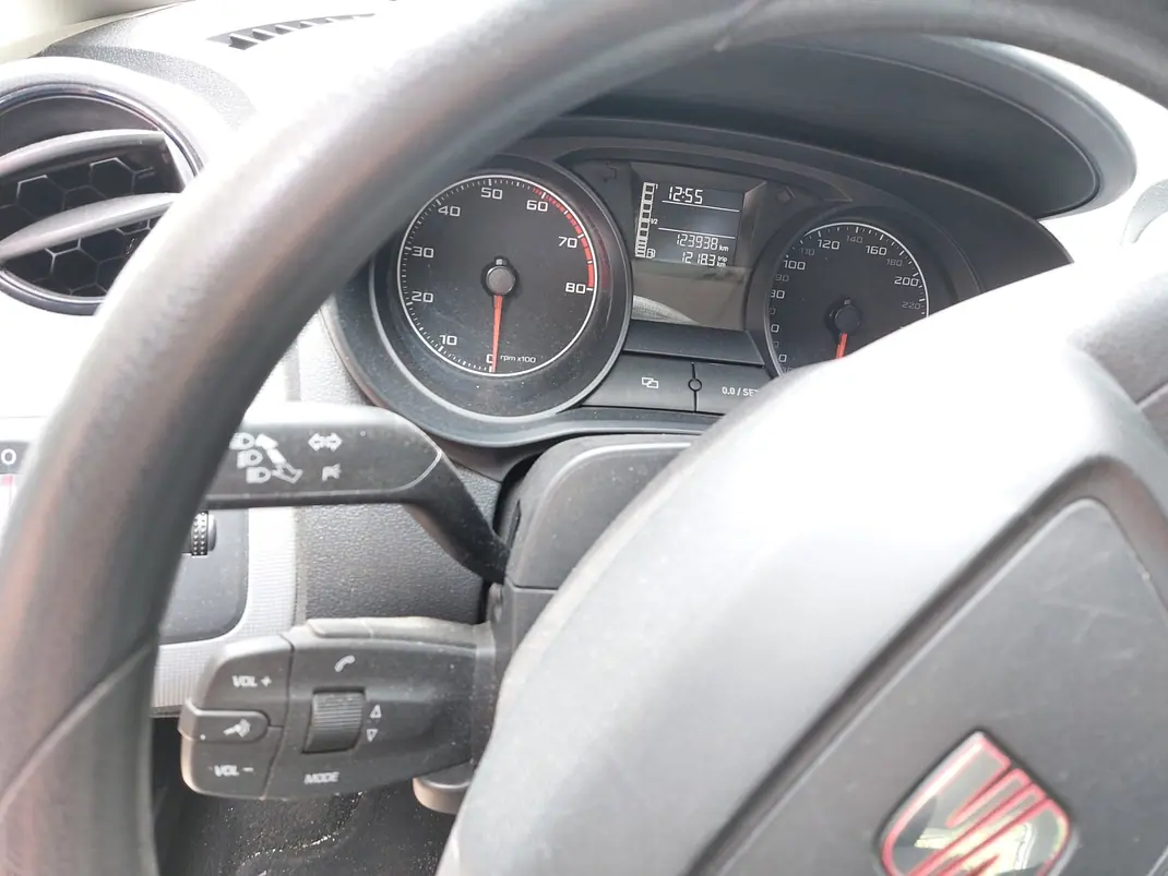 SEAT Ibiza ST 2013 - 8000 EUR, 125000 km - 125000km - foto 6 de 6