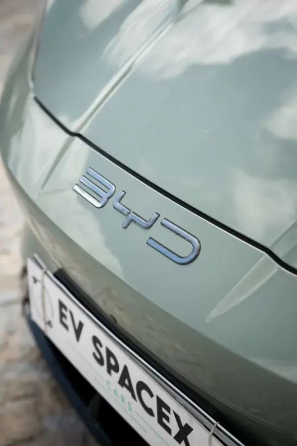BYD Seal 2024 - 40900 EUR, 90000 km - AUTO.MOTO.pt - 90000km - foto 11 de 32