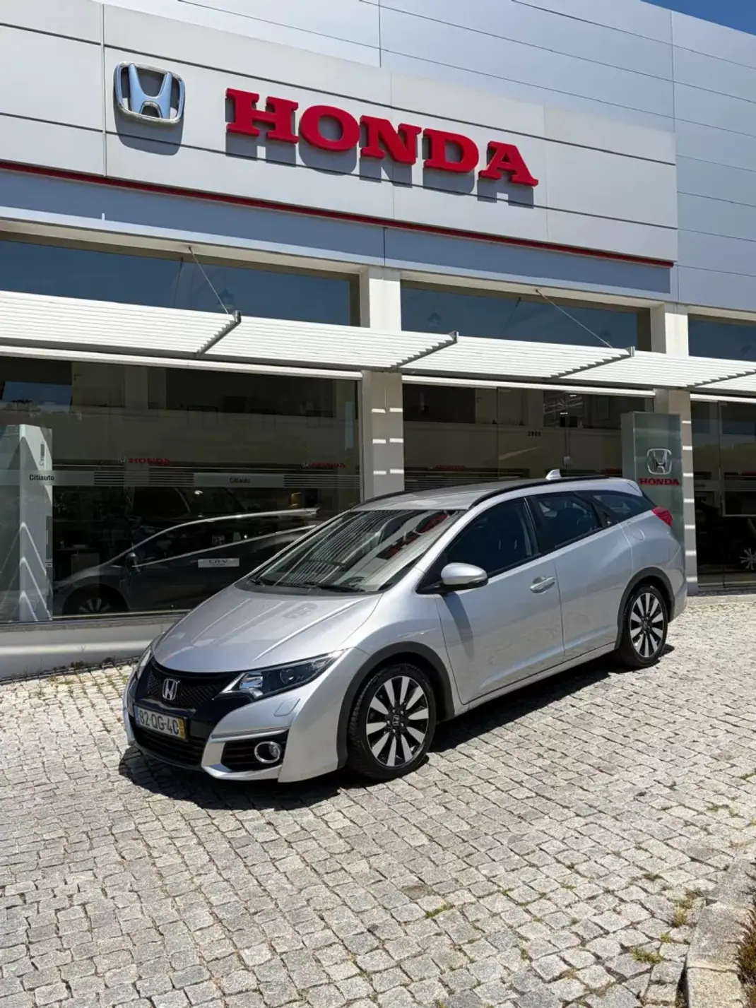 Honda Civic Tourer 2015 - 12900 EUR, 125000 km - AUTO.MOTO.pt - 125000km - foto 1 de 19