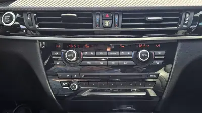 BMW X5 2017 - 35000 EUR, 150000 km - AUTO.MOTO.pt - 150000km - foto 38 de 40
