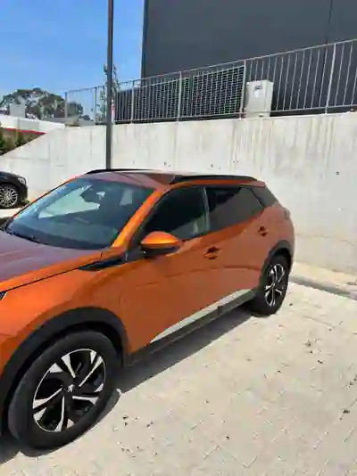 Peugeot 2008 2021 - 14200 EUR, 67000 km - AUTO.MOTO.pt - 67000km - foto 3 de 11
