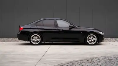 BMW 320 2014 - 18900 EUR, 210000 km - AUTO.MOTO.pt - 210000km - foto 4 de 22