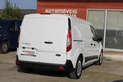 Ford Transit Connect 2021 - 13490 EUR, 172000 km - AUTO.MOTO.pt - 172000km - foto 10 de 22