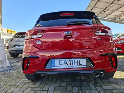 Kia Rio 2021 - 15500 EUR, 70500 km - AUTO.MOTO.pt - 70500km - foto 36 de 38