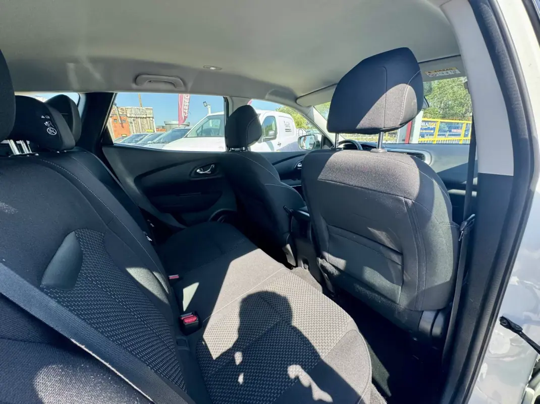 Renault Kadjar 2015 - 13950 EUR, 131333 km - 131333km - foto 23 de 28