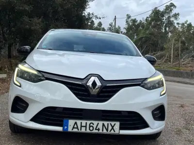 Renault Clio 2021 - 13750 EUR, 170210 km - 170210km - foto 14 de 41