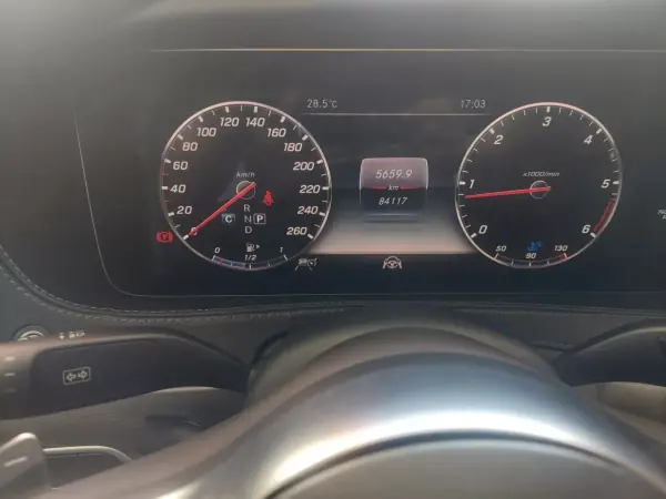 Mercedes-Benz S 400 2017 - 56500 EUR, 84200 km - AUTO.MOTO.pt - 84200km - foto 11 de 14