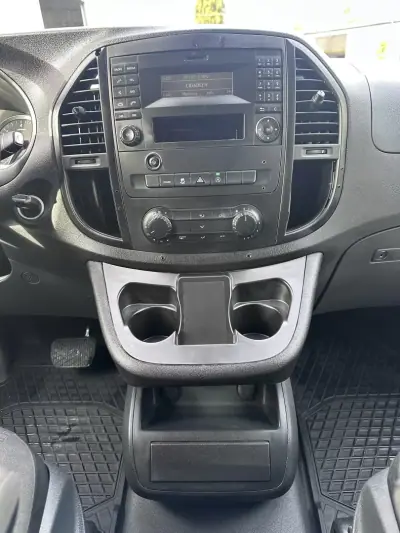 Mercedes-Benz Vito Tourer 2020 - 29900 EUR, 225000 km - AUTO.MOTO.pt - 225000km - foto 33 de 33