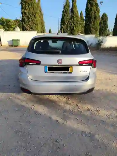 Fiat Tipo 2019 - 9800 EUR, 94023 km - AUTO.MOTO.pt - 94023km - foto 2 de 10
