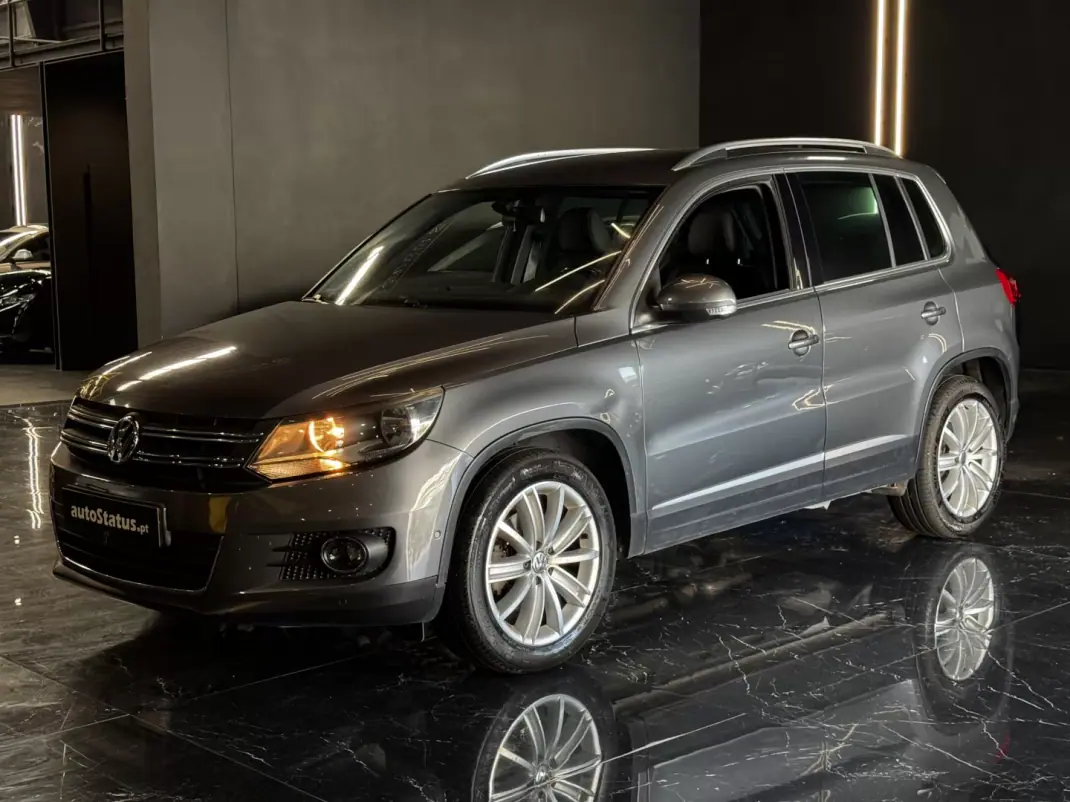 Volkswagen Tiguan 2016 - 16990 EUR, 190300 km - AUTO.MOTO.pt - 190300km - foto 12 de 34