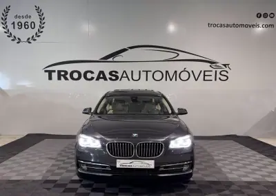 BMW 740 2014 - 21900 EUR, 306500 km - AUTO.MOTO.pt - 306500km - foto 12 de 55