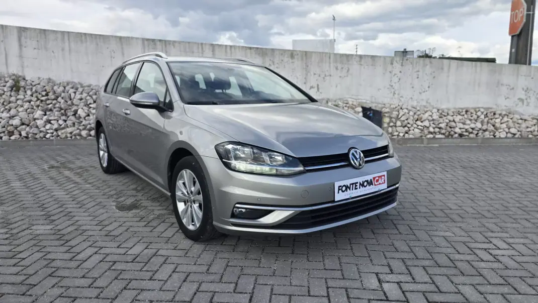 Volkswagen Golf Variant 2017 - 15450 EUR, 192145 km - AUTO.MOTO.pt - 192145km - foto 2 de 18