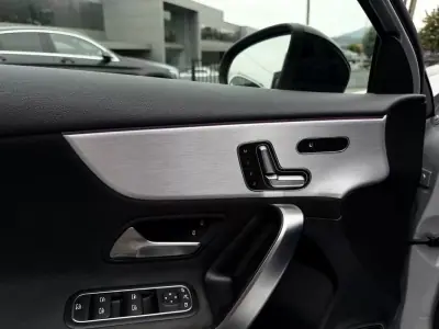 Mercedes-Benz A 45 AMG 2020 - 49000 EUR, 110000 km - AUTO.MOTO.pt - 110000km - foto 17 de 18