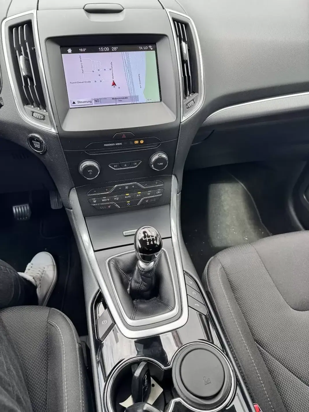 Ford S-Max 2019 - 19990 EUR, 100000 km - 100000km - foto 6 de 19