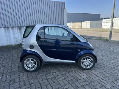 Smart ForTwo Coupé 2004 - 3490 EUR, 193000 km - AUTO.MOTO.pt - 193000km - foto 8 de 15