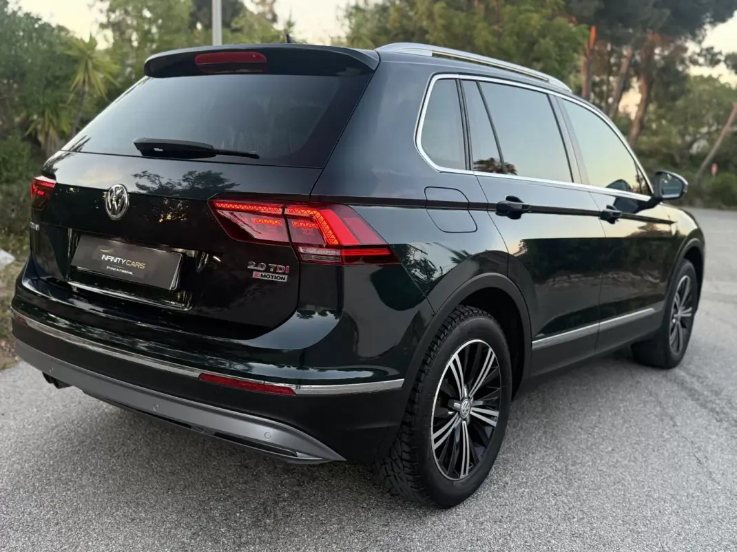 Volkswagen Tiguan 2017 - 22699 EUR, 120000 km - AUTO.MOTO.pt - 120000km - foto 12 de 26