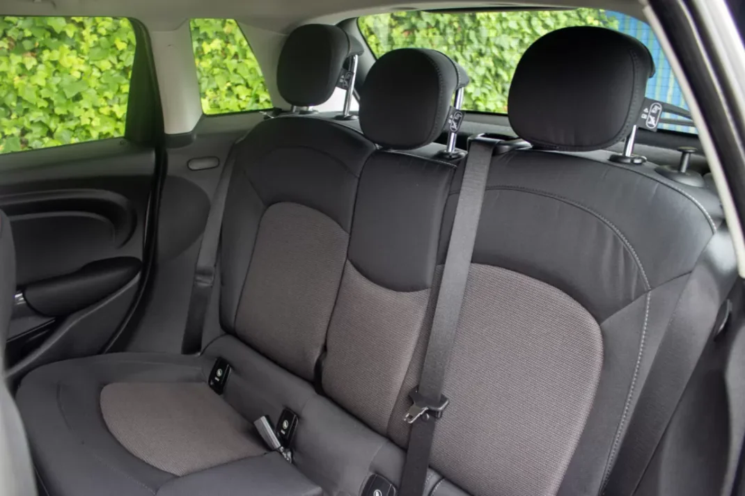 MINI Berlingo 2018 - 14500 EUR, 101200 km - 101200km - foto 13 de 17