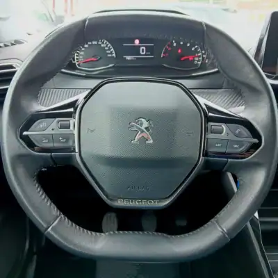 Peugeot 2008 2022 - 19990 EUR, 78299 km - AUTO.MOTO.pt - 78299km - foto 14 de 28