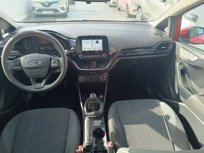 Ford Fiesta 2018 - 9900 EUR, 149596 km - AUTO.MOTO.pt - 149596km - foto 21 de 28