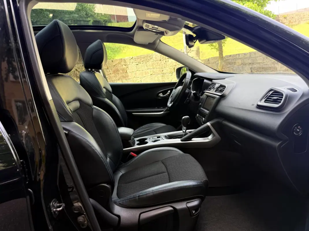 Renault Kadjar 2018 - 15950 EUR, 160000 km - AUTO.MOTO.pt - 160000km - foto 10 de 12