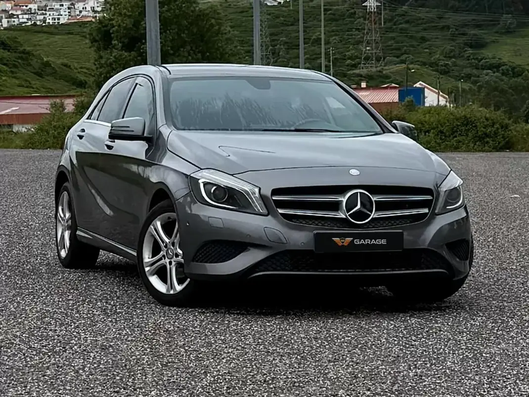 Mercedes-Benz A 180 2013 - 13490 EUR, 225000 km - AUTO.MOTO.pt - 225000km - foto 1 de 12