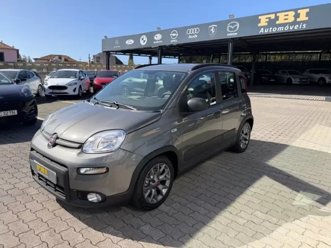 Fiat Panda 2022 - 9900 EUR, 93700 km - AUTO.MOTO.pt - 93700km - foto 1 de 12