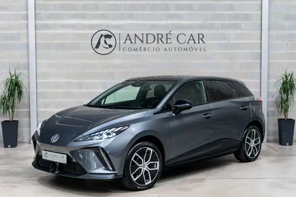 MG MG4 77 kWh Extended Range Luxury 2024 Elétrico