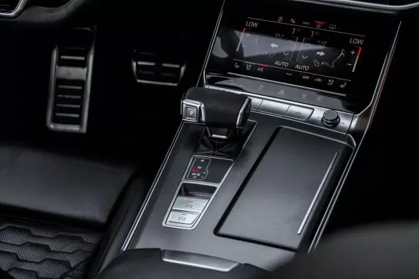 Audi RS6 Avant 2021 - 114000 EUR, 74634 km - AUTO.MOTO.pt - 74634km - foto 38 de 51