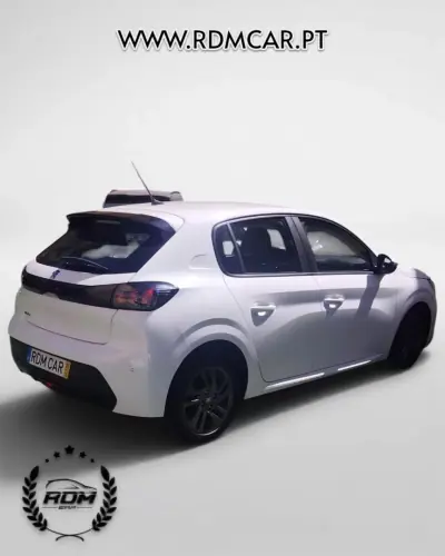Peugeot 208 2021 - 11990 EUR, 138000 km - 138000km - foto 3 de 8