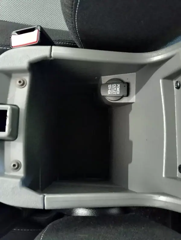 Ford Focus SW 2010 - 5990 EUR, 112000 km - AUTO.MOTO.pt - 112000km - foto 37 de 51
