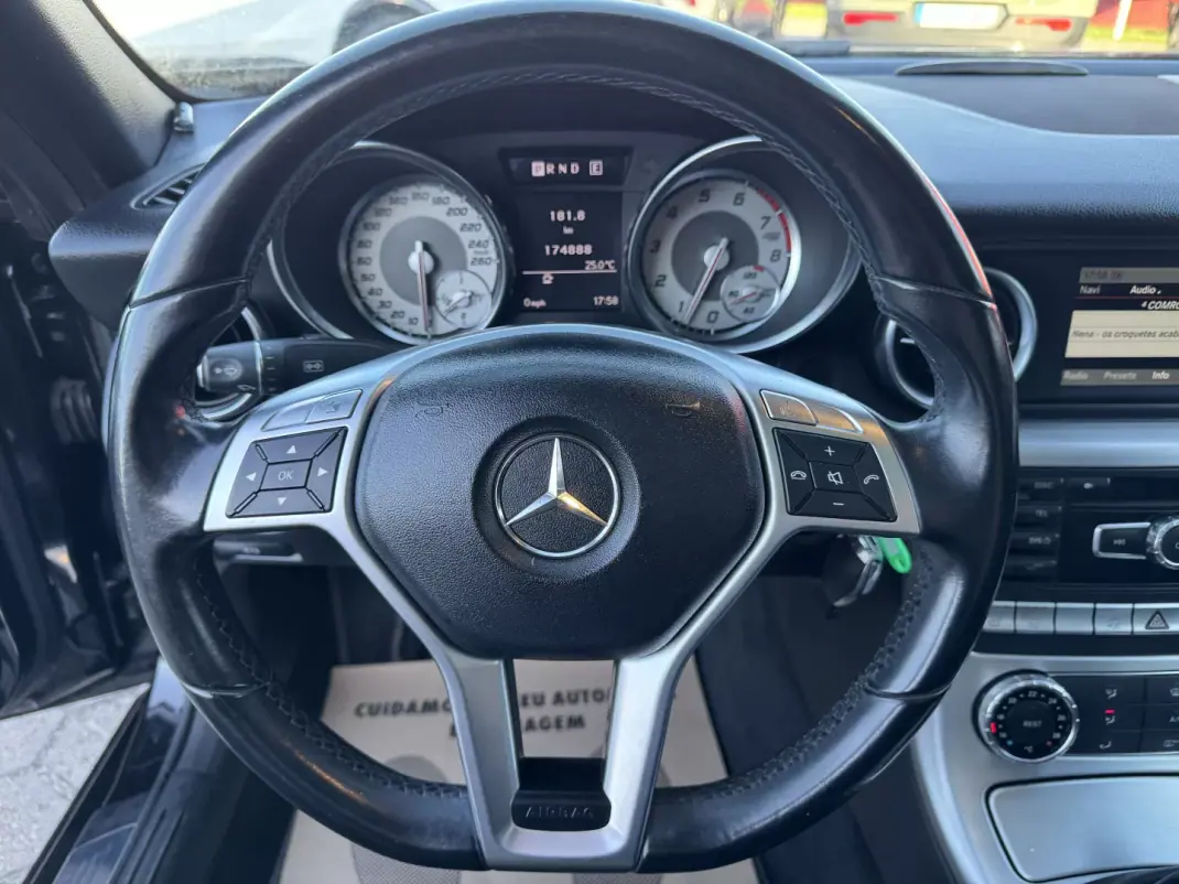 Mercedes-Benz SLK 200 2013 - 21500 EUR, 174000 km - 174000km - foto 9 de 25