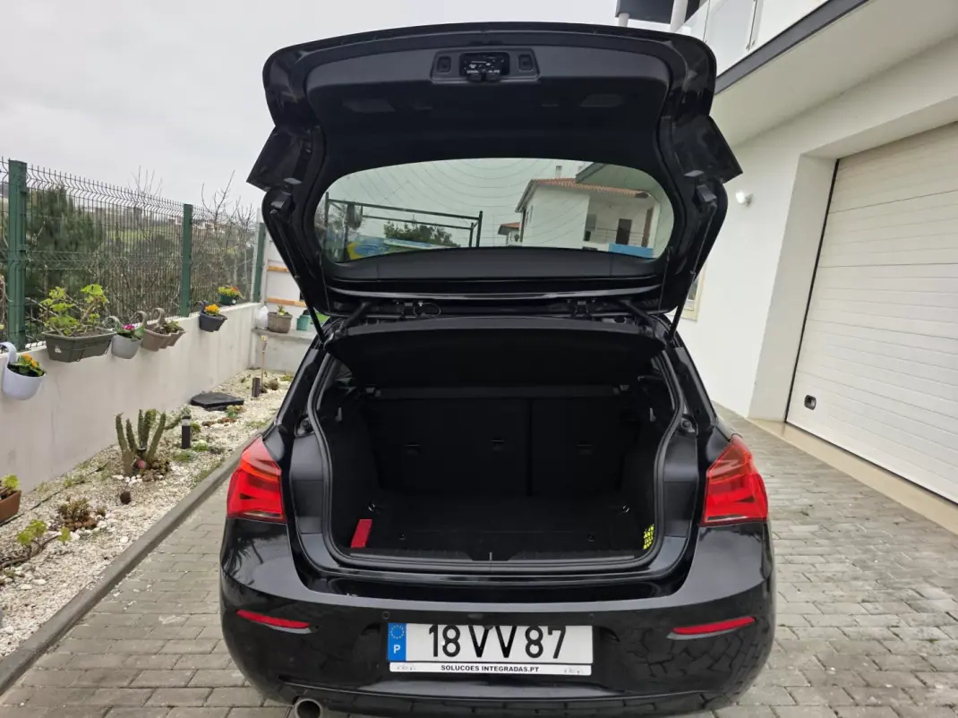 BMW 116 2018 - 16900 EUR, 135419 km - AUTO.MOTO.pt - 135419km - foto 5 de 73