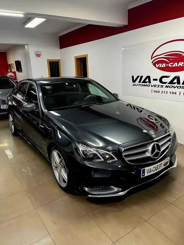 Mercedes-Benz E 300 2013 - 17950 EUR, 221000 km - AUTO.MOTO.pt - 221000km - foto 2 de 32