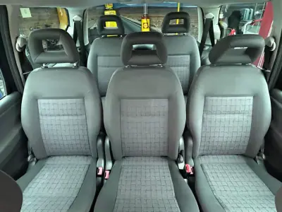 SEAT Alhambra 2008 - 8450 EUR, 265000 km - AUTO.MOTO.pt - 265000km - foto 11 de 14