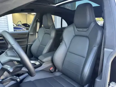 Porsche Macan 2025 - 127000 EUR, 12000 km - AUTO.MOTO.pt - 12000km - foto 29 de 80