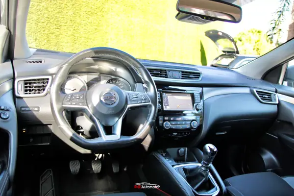 Nissan Qashqai 2018 - 16500 EUR, 203000 km - AUTO.MOTO.pt - 203000km - foto 3 de 32