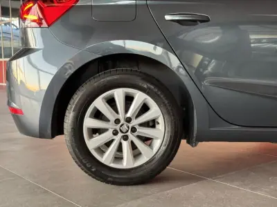 SEAT Ibiza 2019 - 15990 EUR, 83844 km - AUTO.MOTO.pt - 83844km - foto 5 de 17