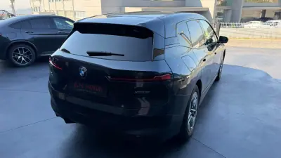 BMW iX 2022 - 62000 EUR, 76000 km - foto 4 de 17