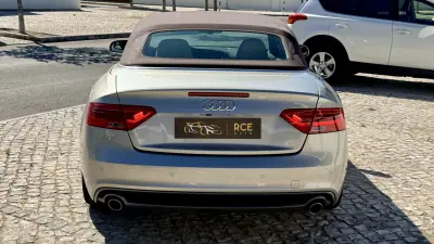 Audi A5 Cabrio 2015 - 23900 EUR, 128555 km - AUTO.MOTO.pt - 128555km - foto 16 de 61
