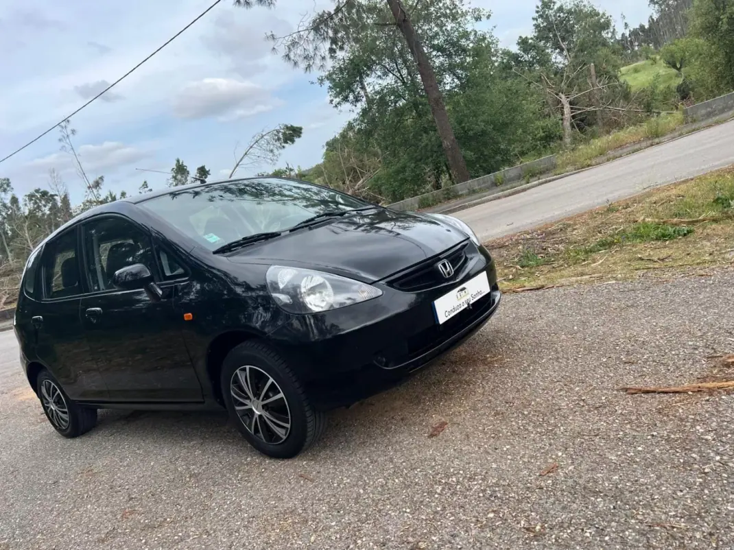 Honda Jazz 2003 - 4750 EUR, 263508 km - AUTO.MOTO.pt - 263508km - foto 10 de 29
