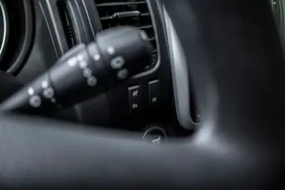 Renault Trafic 2020 - 28990 EUR, 126359 km - AUTO.MOTO.pt - 126359km - foto 22 de 41