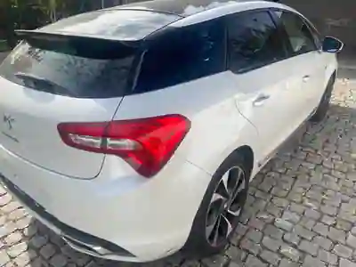 Citroën DS5 2013 — foto 4 de 12