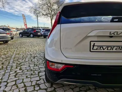 Kia Niro EV 2024 - 33500 EUR, 1700 km - AUTO.MOTO.pt - 1700km - foto 25 de 48