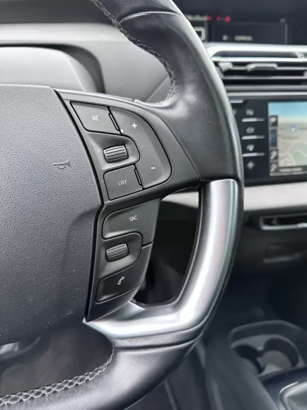 Citroën C4 Picasso 2015 - 9250 EUR, 160000 km - AUTO.MOTO.pt - 160000km - foto 46 de 68